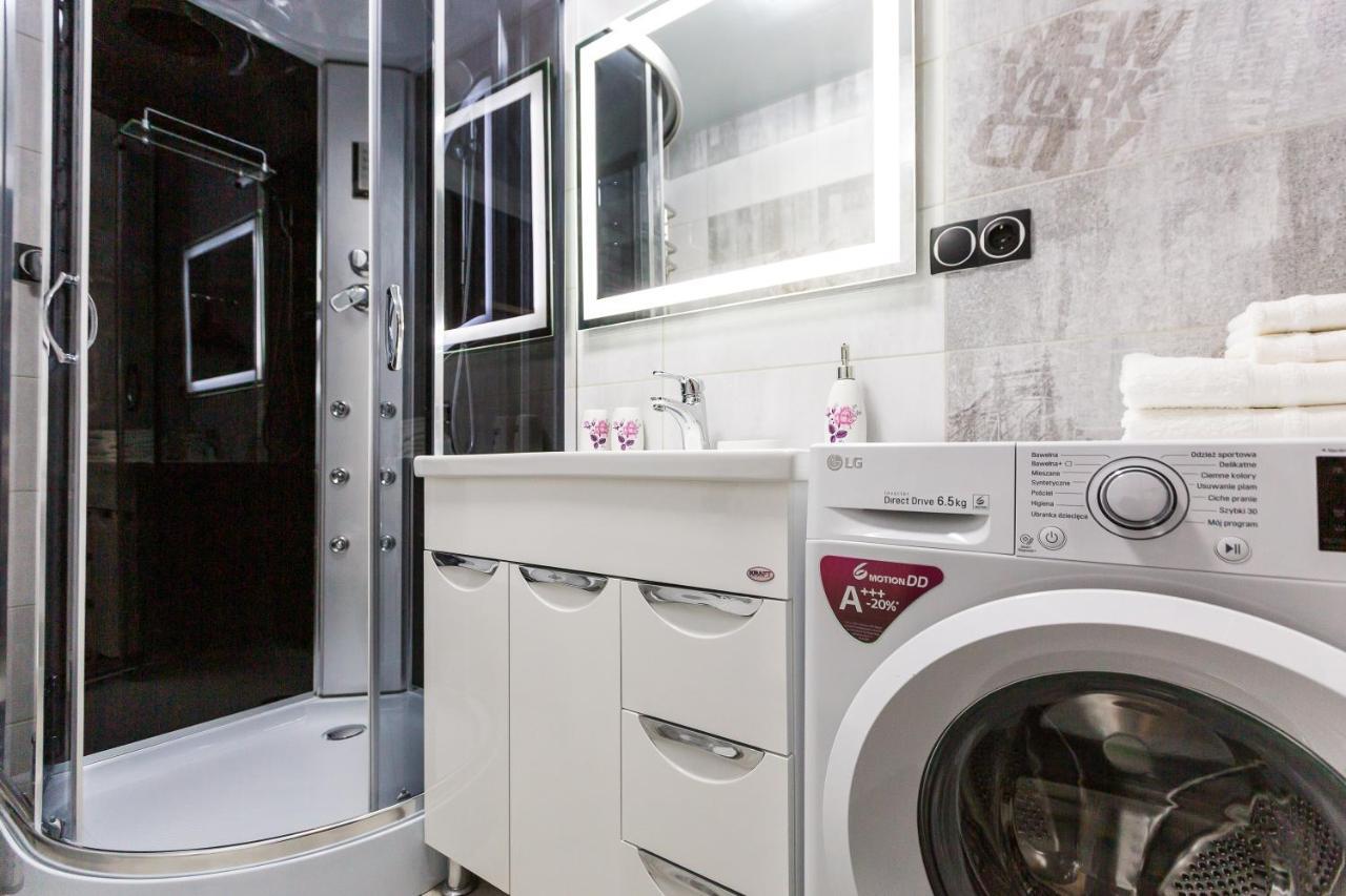 Best Apartment Kulisha 22 Lwów Zewnętrze zdjęcie