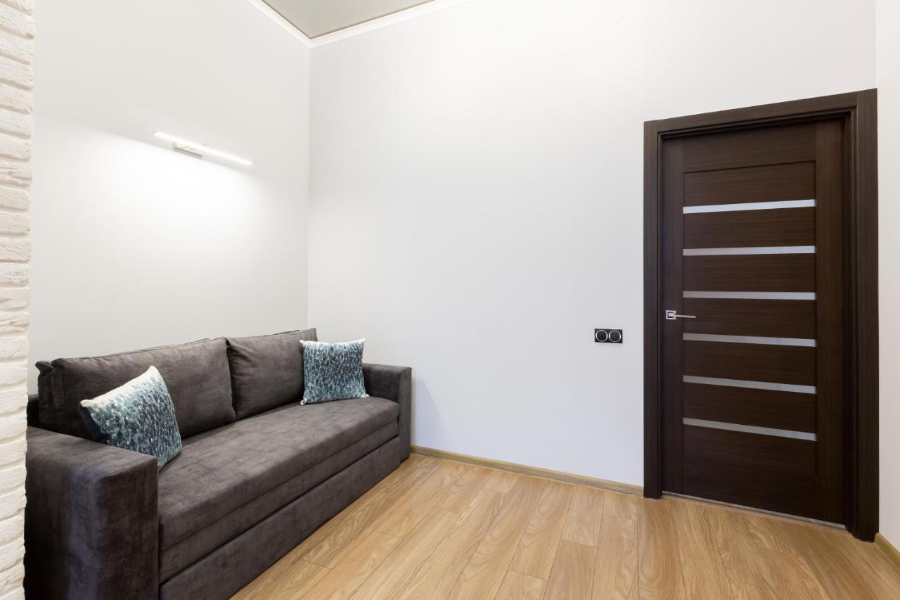 Best Apartment Kulisha 22 Lwów Zewnętrze zdjęcie